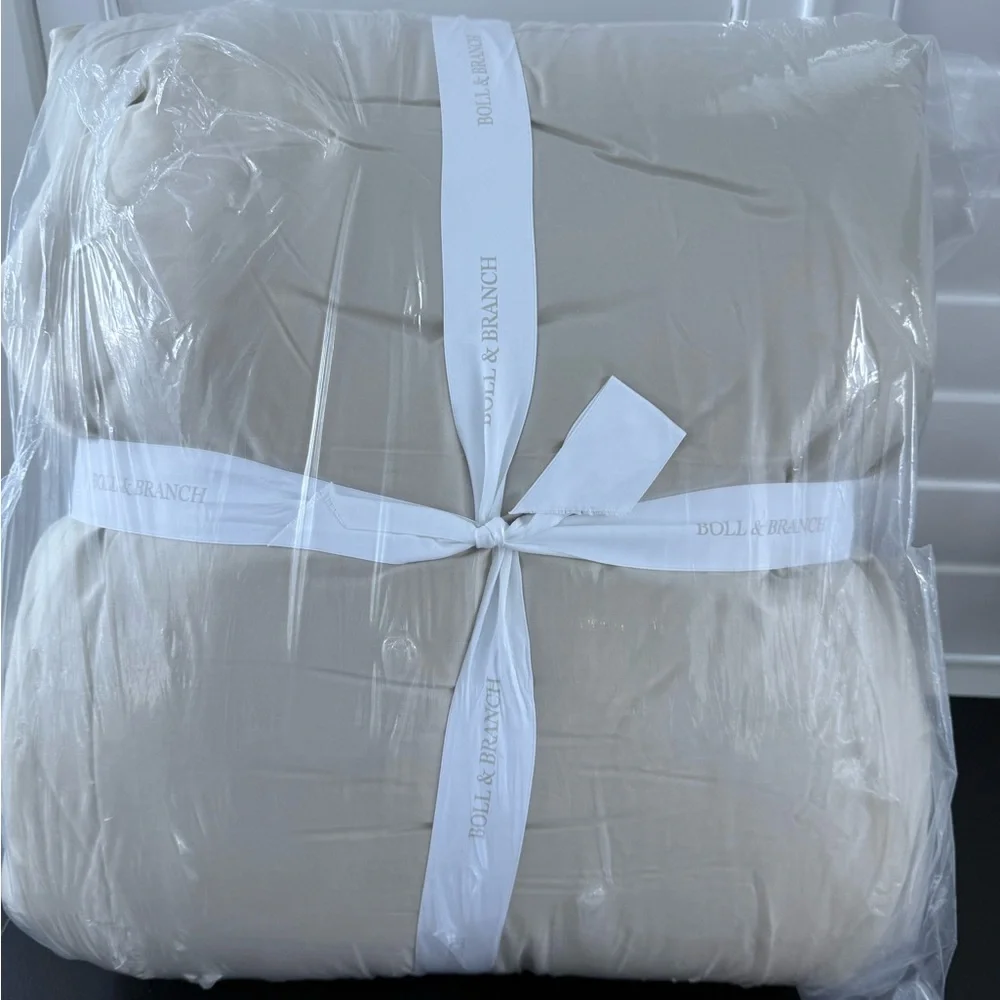 Boll & Branch NEW signature, FULL/QUEEN comforter and shams